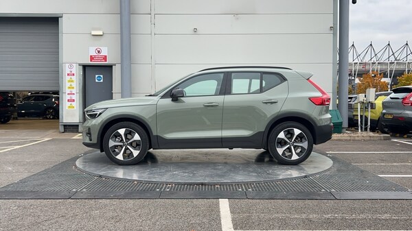 Used Volvo XC40 2025 for sale - 76172330: Photo 8