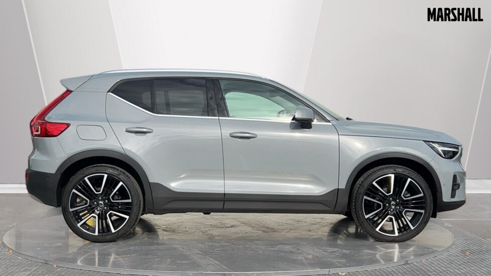 Used Volvo XC40 2025 for sale - 76007904: Photo 3