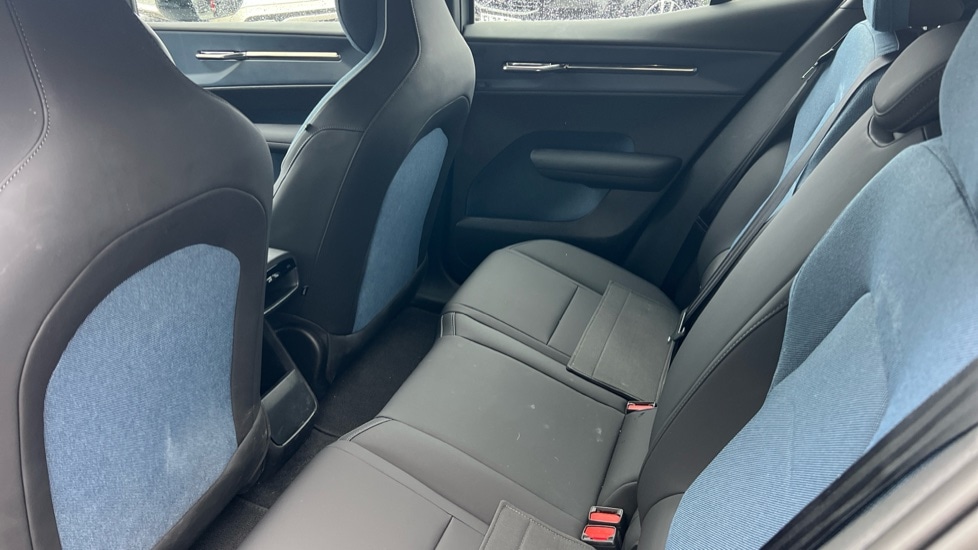 Used Volvo EX30 2025 for sale - 76540097: Photo 10