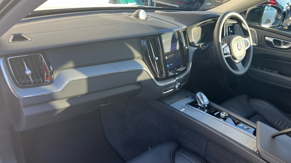 Used Volvo XC60 2025 for sale - 76873100: Photo 4