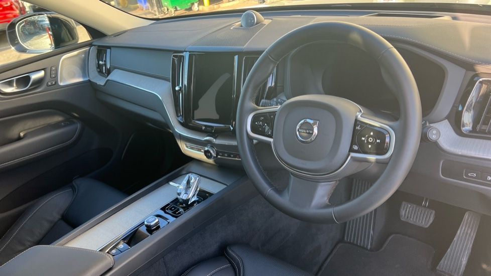 Used Volvo XC60 2025 for sale - 76873100: Photo 5