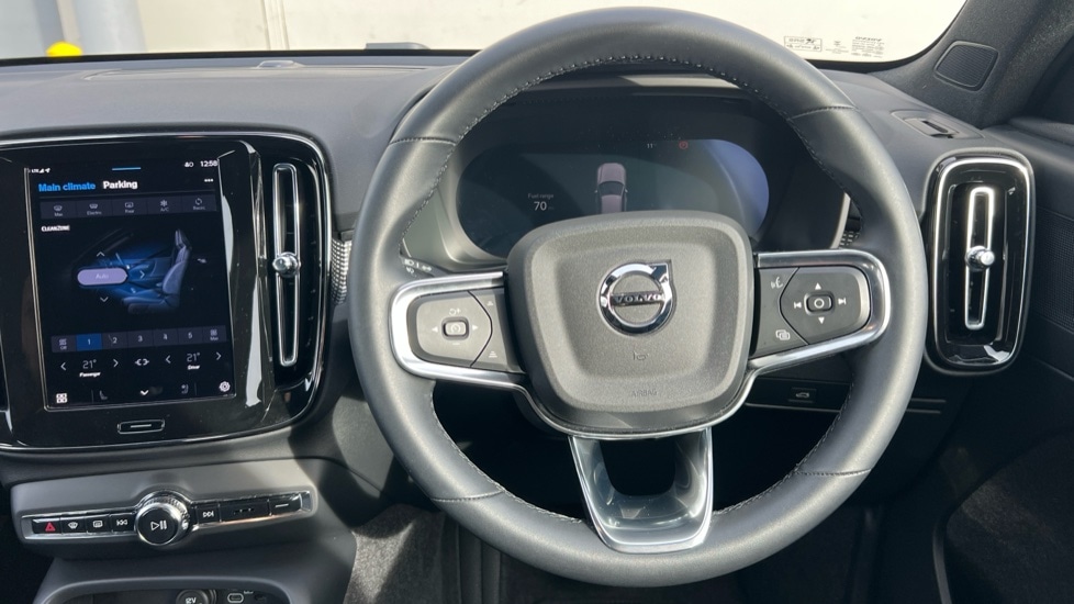 Used Volvo XC40 2025 for sale - 77698220: Photo 10