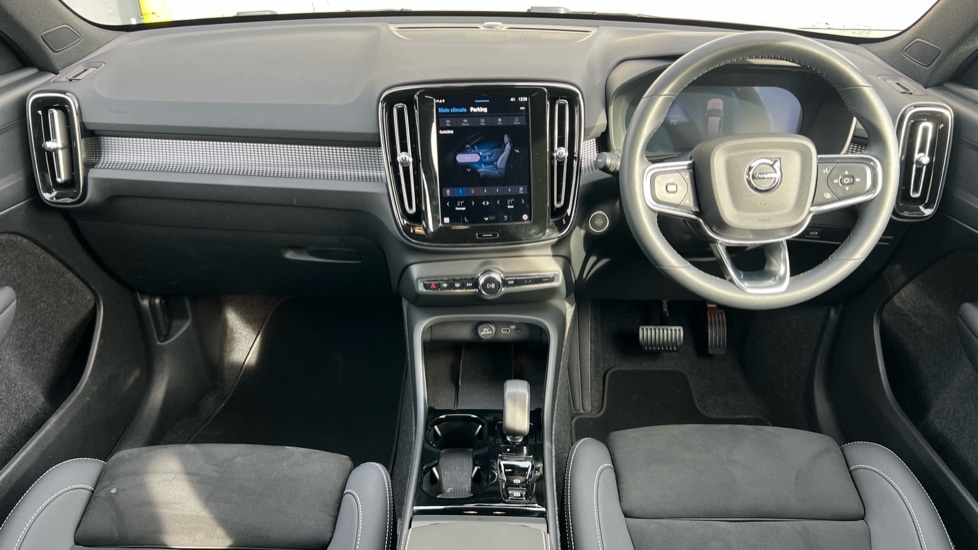 Used Volvo XC40 2025 for sale - 77698220: Photo 5