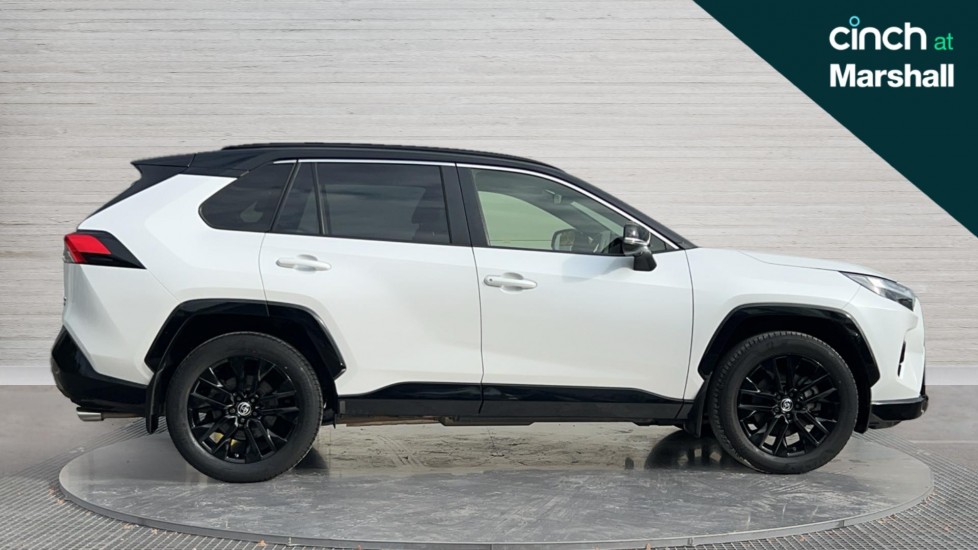 Used Toyota RAV4 2023 for sale - 76717264: Photo 2