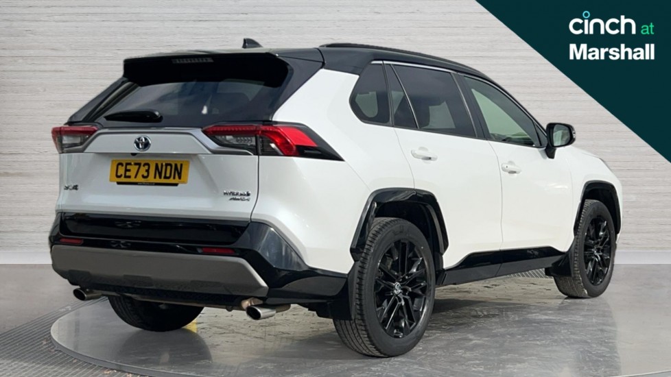 Used Toyota RAV4 2023 for sale - 76717264: Photo 3