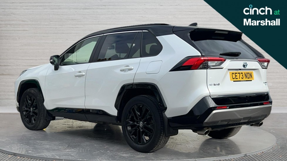 Used Toyota RAV4 2023 for sale - 76717264: Photo 5