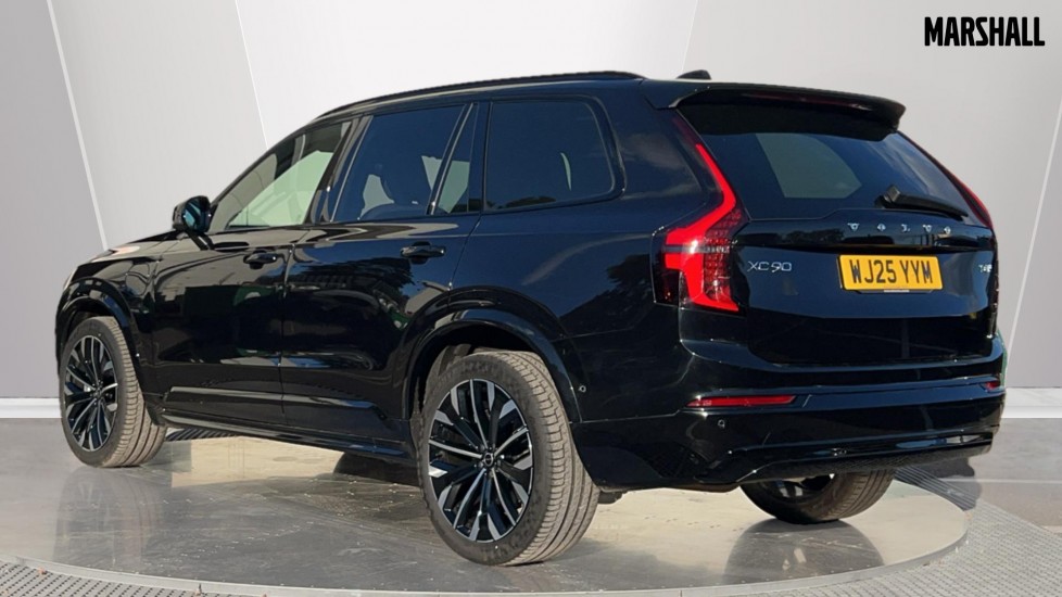 Used Volvo XC90 2025 for sale - 76007931: Photo 2