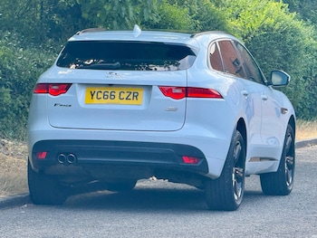 Used Jaguar F-Pace 2016 for sale - 79541271: Photo