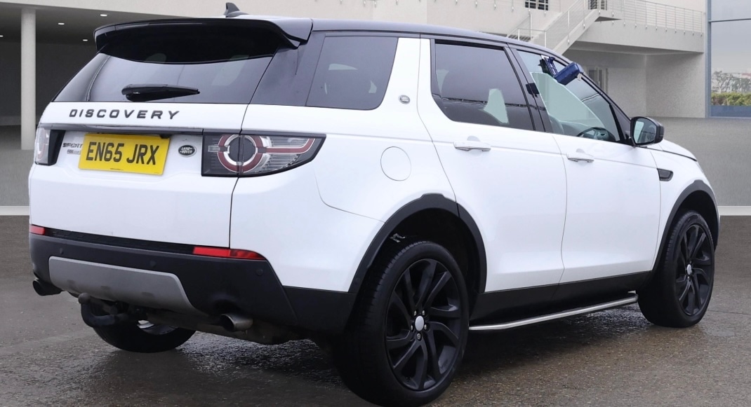 Used Land Rover Discovery Sport 2015 for sale - 76596906: Photo 4