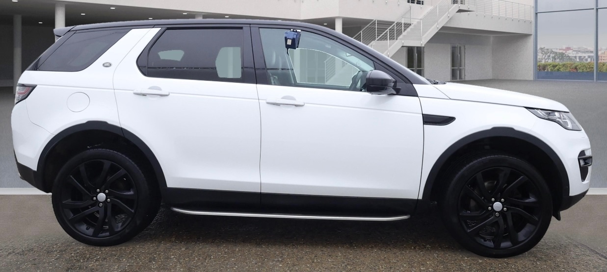 Used Land Rover Discovery Sport 2015 for sale - 76596906: Photo 5