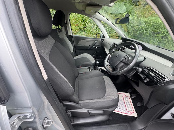 Used Citroen C4 Grand Picasso 2016 for sale - 76294379: Photo 10