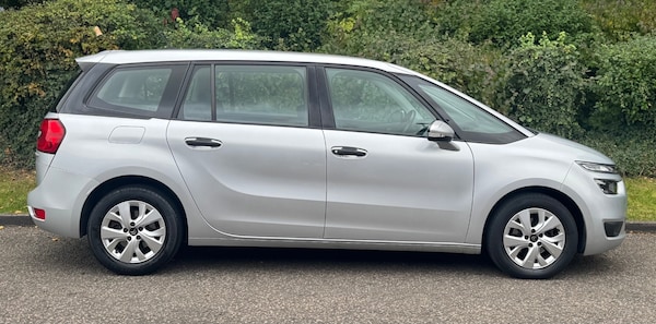 Used Citroen C4 Grand Picasso 2016 for sale - 76294379: Photo 2
