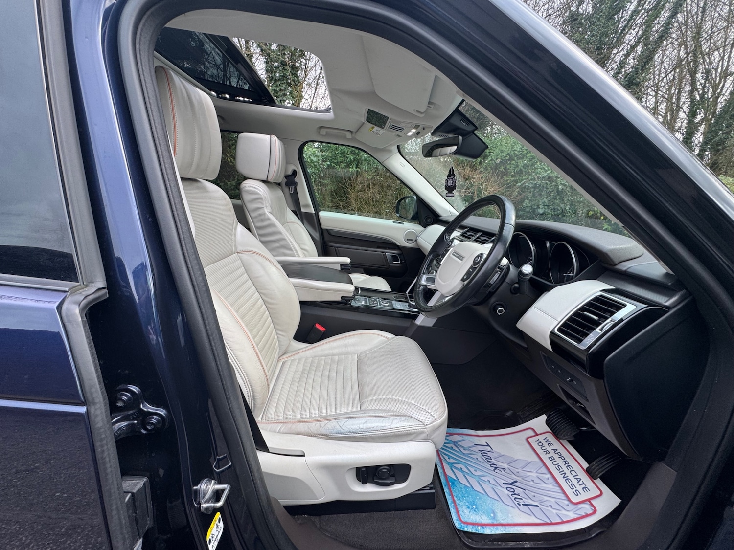 Used Land Rover Discovery 2017 for sale - 77548447: Photo 10