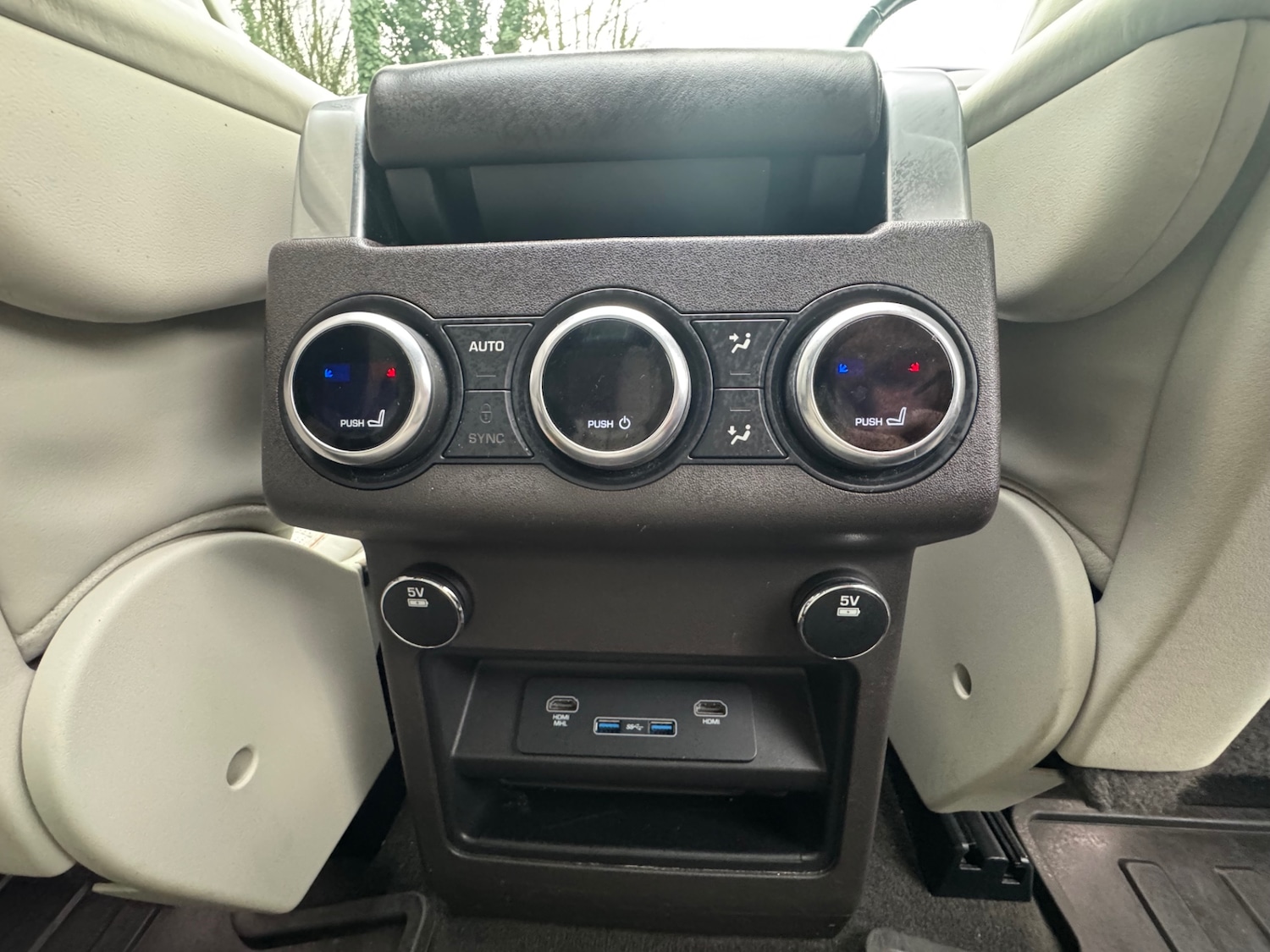 Used Land Rover Discovery 2017 for sale - 77548447: Photo 18