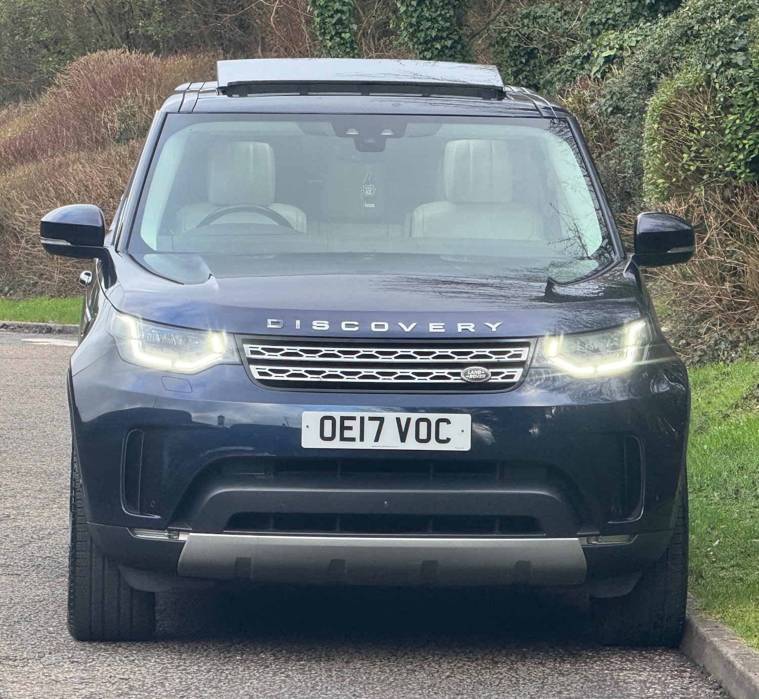 Used Land Rover Discovery 2017 for sale - 77548447: Photo 4