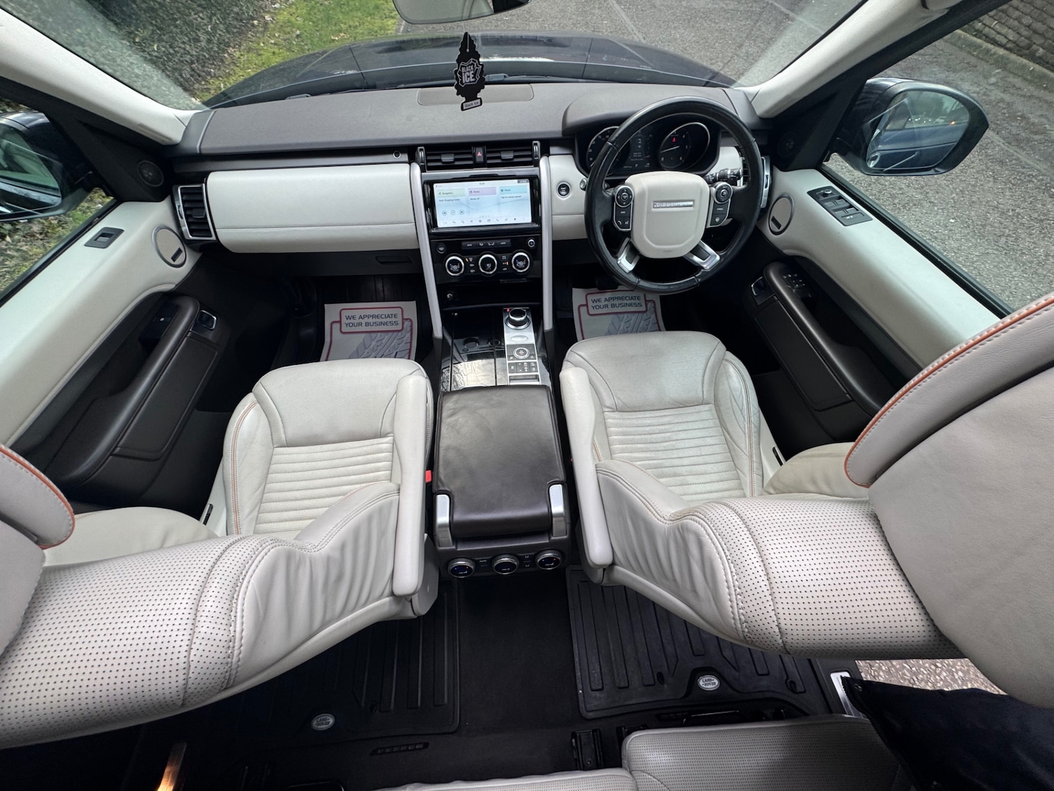 Used Land Rover Discovery 2017 for sale - 77548447: Photo 9