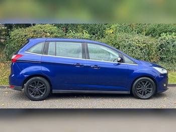 Used Ford Grand C-Max 2017 for sale - 76314240: Photo 2