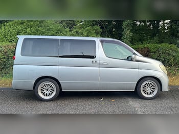 Used Nissan Elgrand undefined for sale - 79740299: Photo