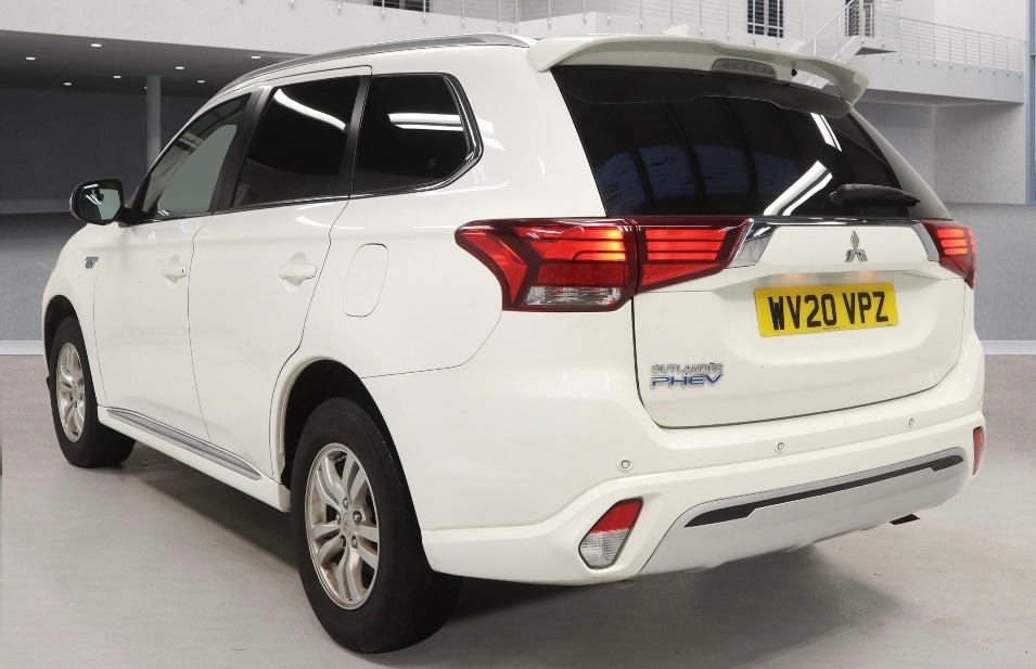 Used Mitsubishi Outlander 2020 for sale - 76952223: Photo 3