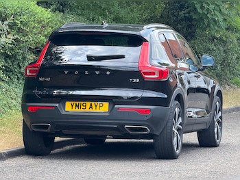 Used Volvo XC40 2019 for sale - 79318221: Photo