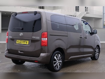 Used Toyota PROACE CITY Verso 2023 for sale - 77015220: Photo