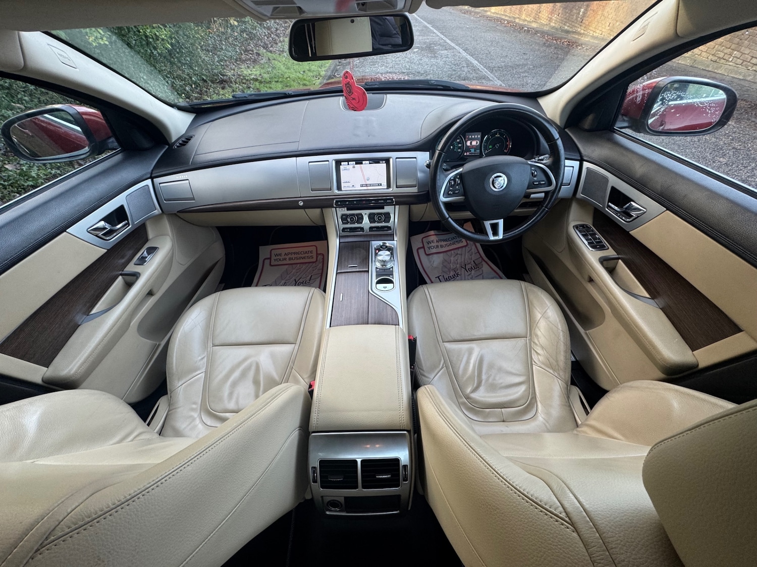 Used Jaguar XF 2011 for sale - 76935409: Photo 8