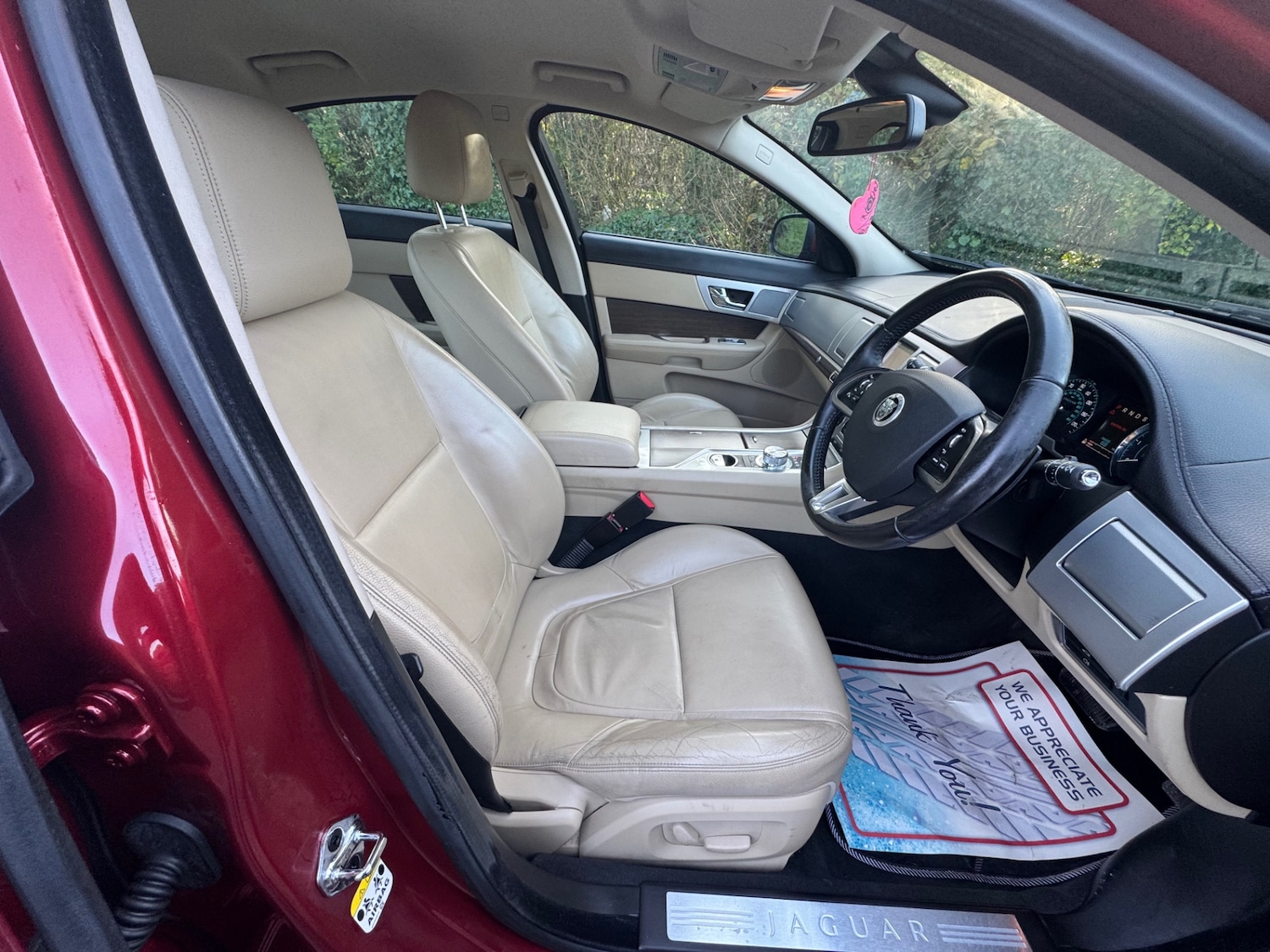 Used Jaguar XF 2011 for sale - 76935409: Photo 9