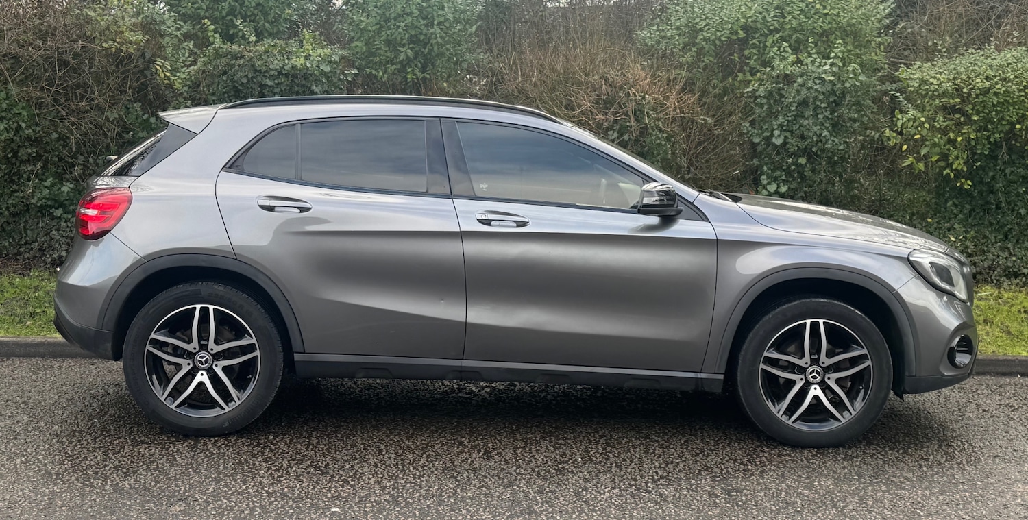 Used Mercedes-Benz GLA 2019 for sale - 78007911: Photo 2