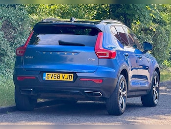 Used Volvo XC40 2019 for sale - 79131054: Photo