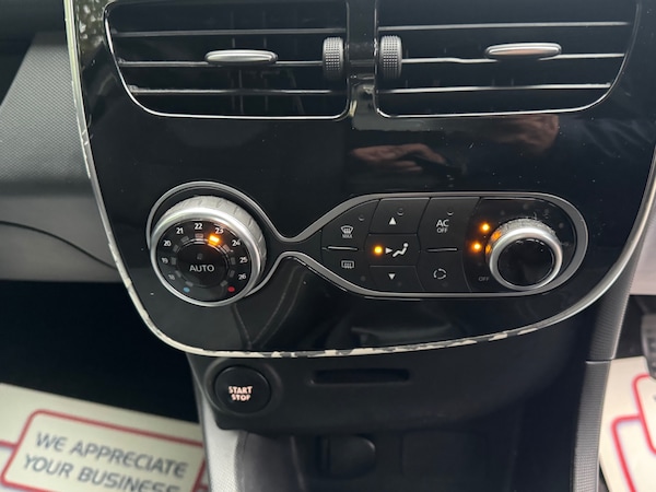Used Renault Clio 2015 for sale - 76306129: Photo 12