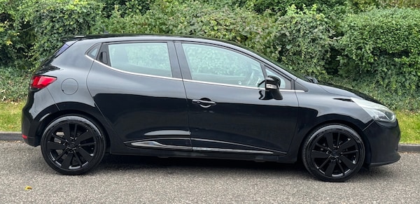 Used Renault Clio 2015 for sale - 76306129: Photo 2