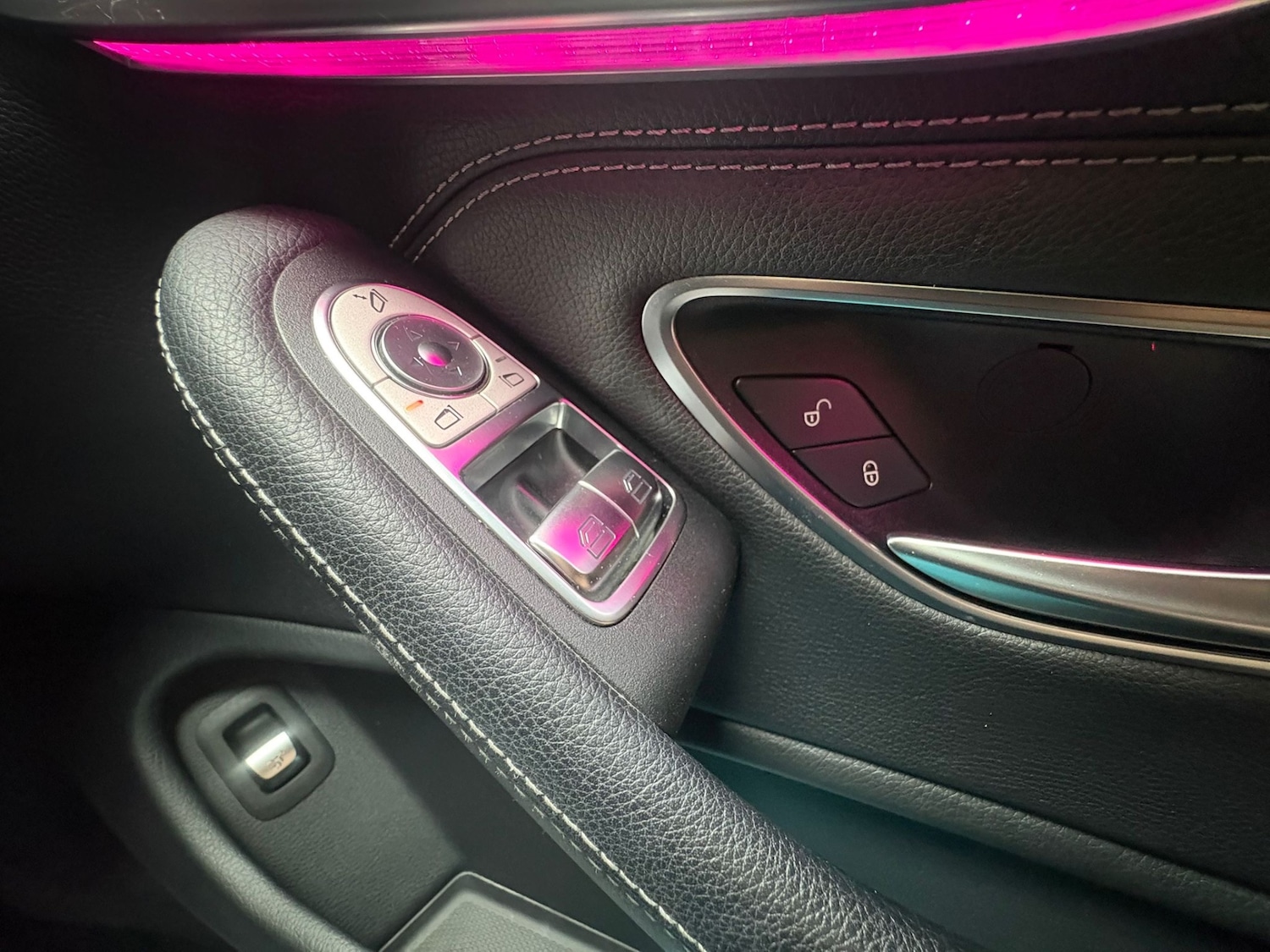 Used Mercedes-Benz C Class 2016 for sale - 76518555: Photo 14