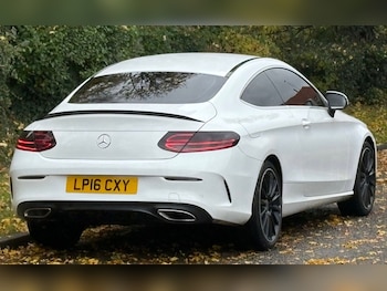 Used Mercedes-Benz C Class 2016 for sale - 76518555: Photo