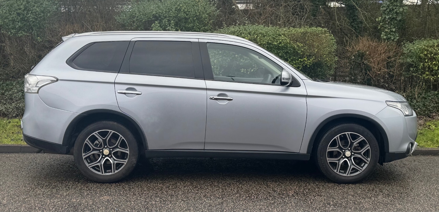 Used Mitsubishi Outlander 2014 for sale - 77501233: Photo 2