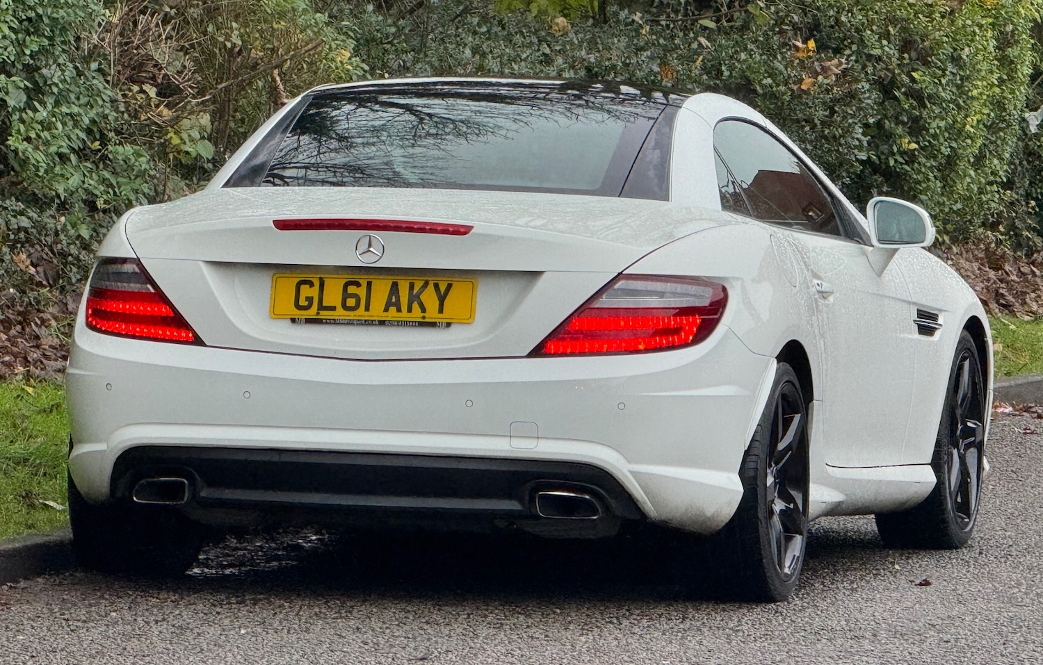 Used Mercedes-Benz SLK 2011 for sale - 76950998: Photo 3