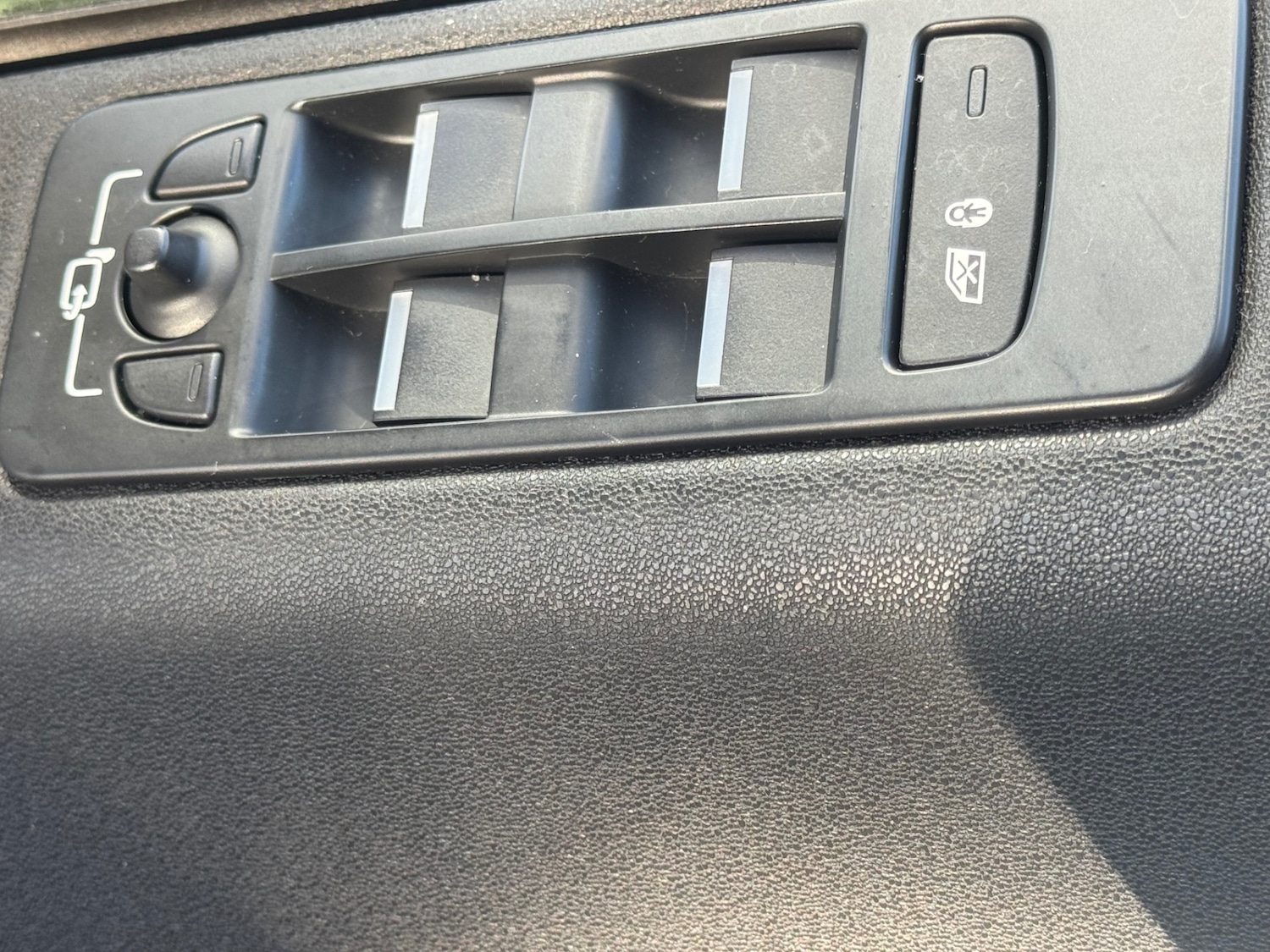 Used Land Rover Discovery Sport 2015 for sale - 77982043: Photo 15