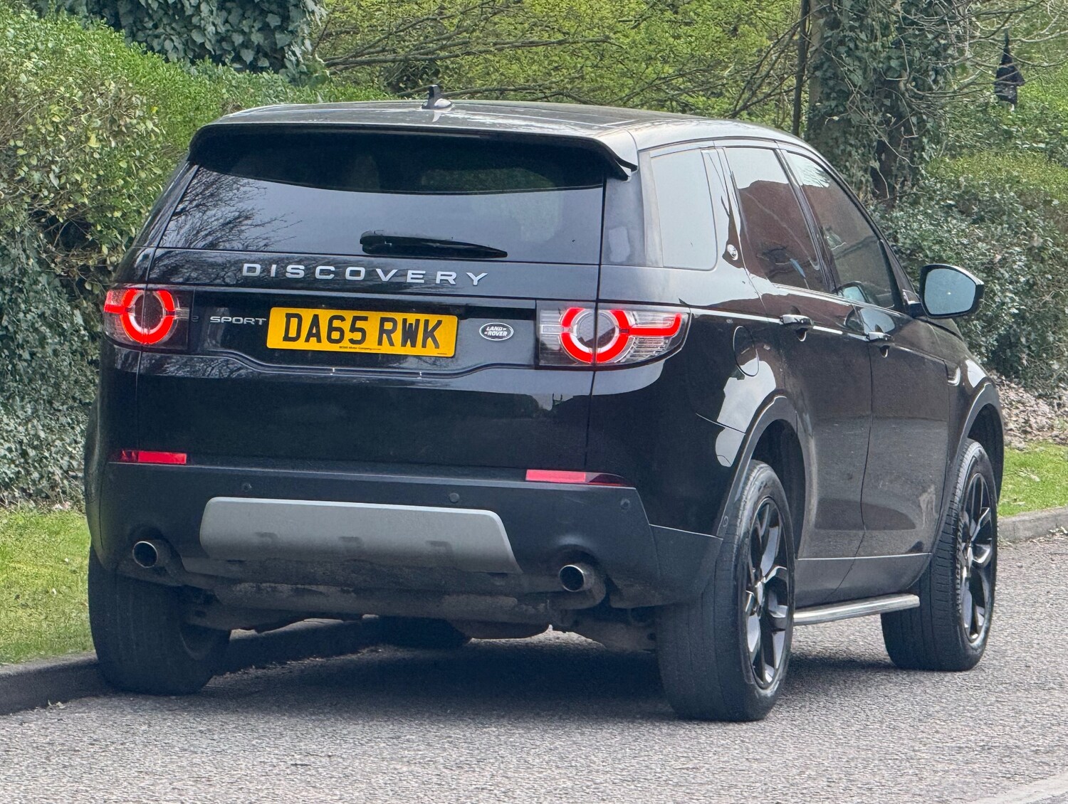 Used Land Rover Discovery Sport 2015 for sale - 77982043: Photo 3