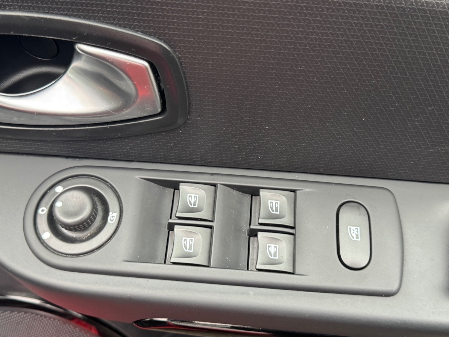 Used Renault Clio 2016 for sale - 77807060: Photo 13