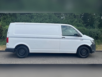 Used Volkswagen Transporter 2016 for sale - 79440447: Photo