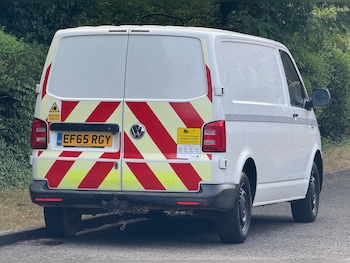 Used Volkswagen Transporter 2016 for sale - 79440447: Photo