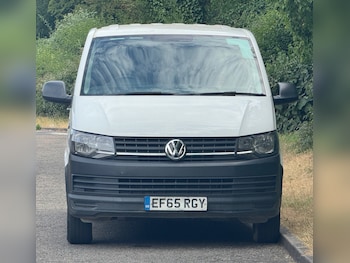 Used Volkswagen Transporter 2016 for sale - 79440447: Photo