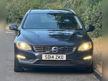 Used Volvo V60 2014 for sale - 79451600: Photo