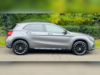 Used Mercedes-Benz GLA 2019 for sale - 76821900: Photo