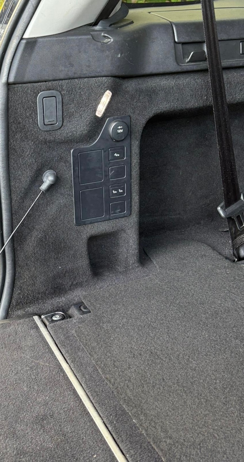 Used Land Rover Discovery 2017 for sale - 76518576: Photo 12