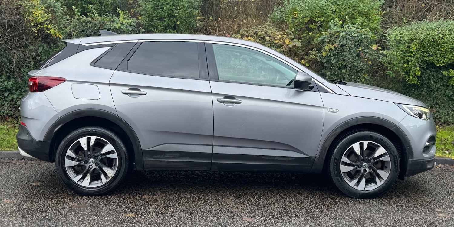 Used Vauxhall Grandland X 2018 for sale - 76848561: Photo 2