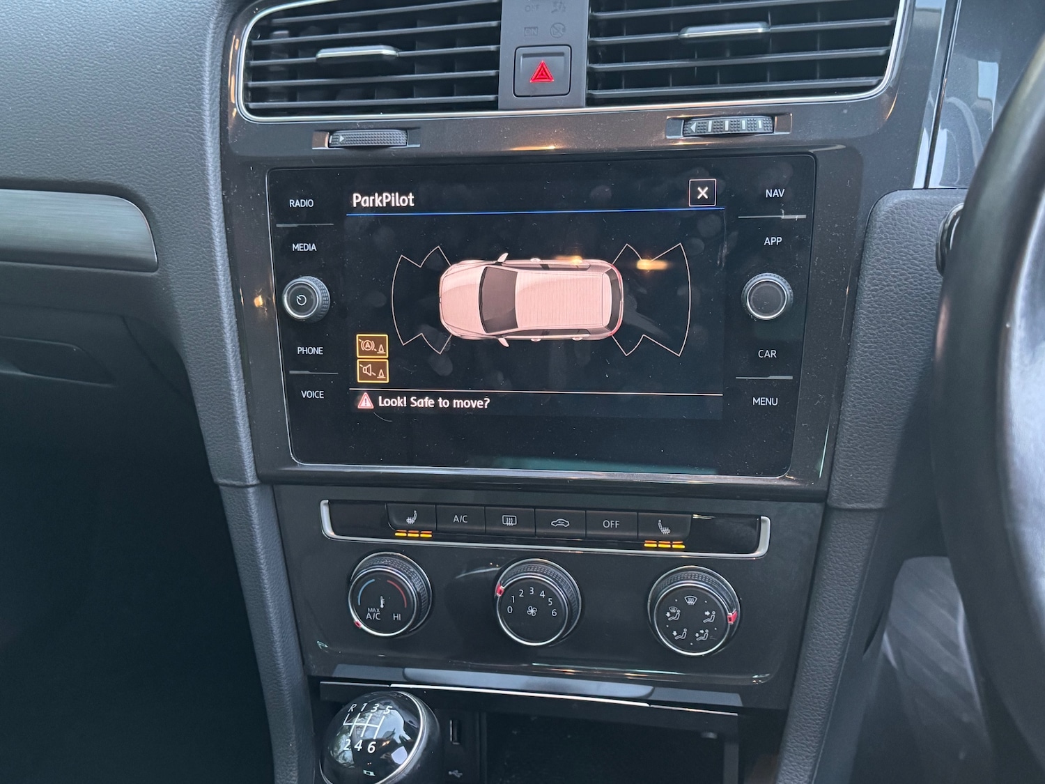 Used Volkswagen Golf 2019 for sale - 77982045: Photo 11