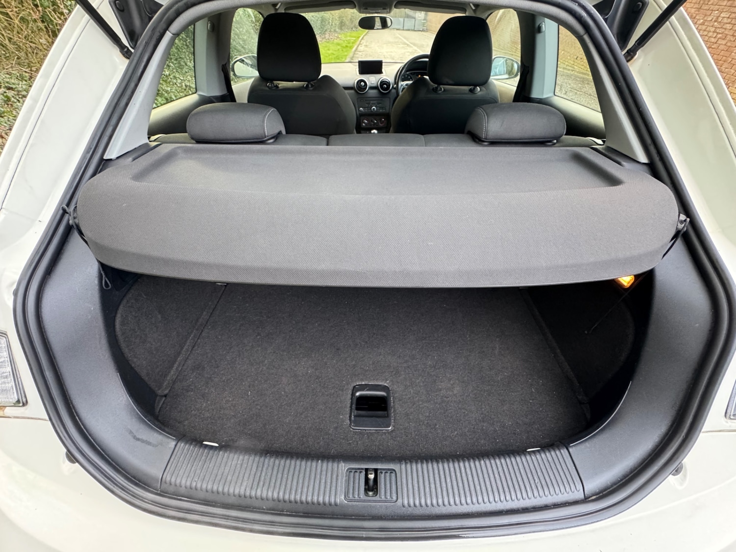 Used Audi A1 2011 for sale - 77709355: Photo 6