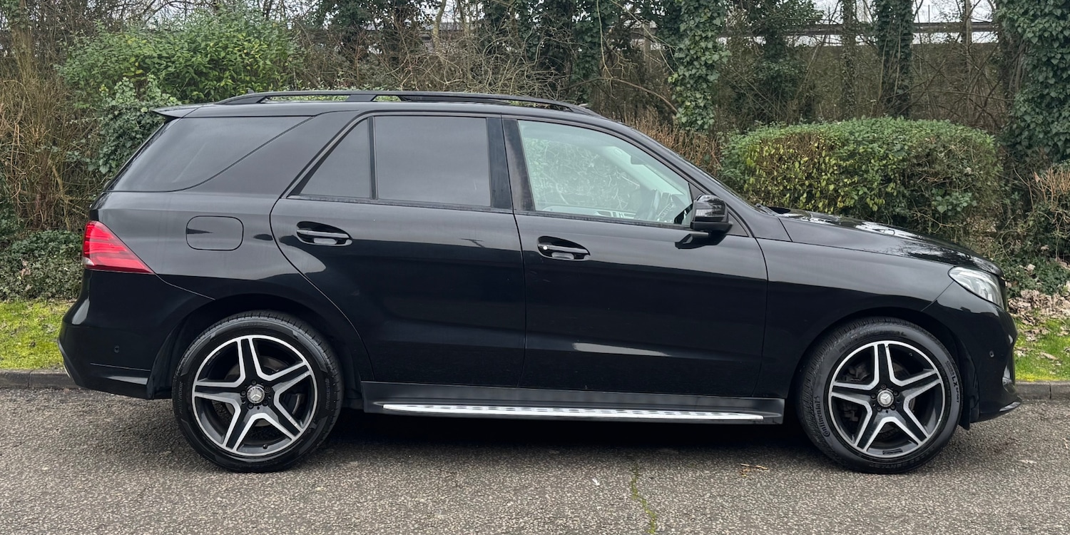 Used Mercedes-Benz GLE 2017 for sale - 77643261: Photo 2