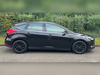 Used Ford Focus 2017 for sale - 76182246: Photo