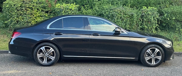 Used Mercedes-Benz E Class 2016 for sale - 75746983: Photo 2